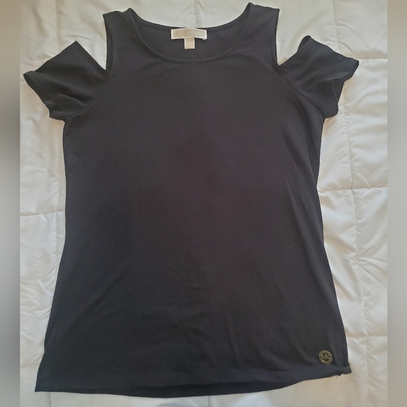 Designer Outfit - Blouse, Jeans, Heels - Picture 2 of 4